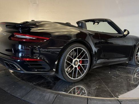Used 2019 Porsche 911 Turbo image 30