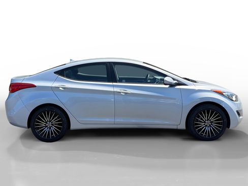 Used 2012 Hyundai Elantra GLS FWD image 6