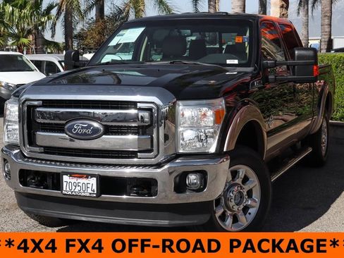 Used 2012 Ford F250 Lariat w/ Lariat Interior Pkg image 4