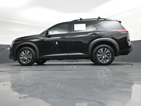 Used 2025 Nissan Pathfinder SV AWD/4WD image 49