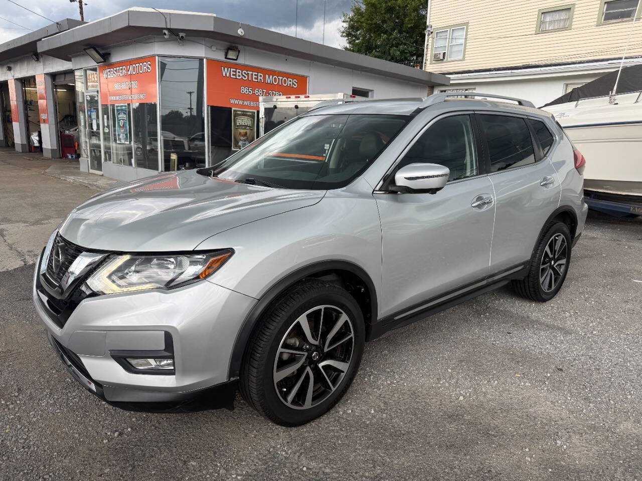 Used 2019 Nissan Rogue SL AWD/4WD image 2