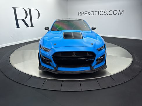 Used 2022 Ford Mustang Shelby GT500 w/ Carbon Fiber Track Pack RWD image 11