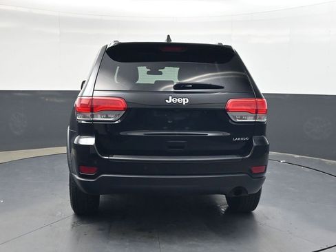 Used 2019 Jeep Grand Cherokee Laredo RWD image 5