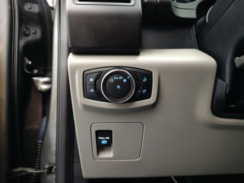 Used 2019 Ford F150 XL w/ Equipment Group 101A Mid AWD/4WD image 43