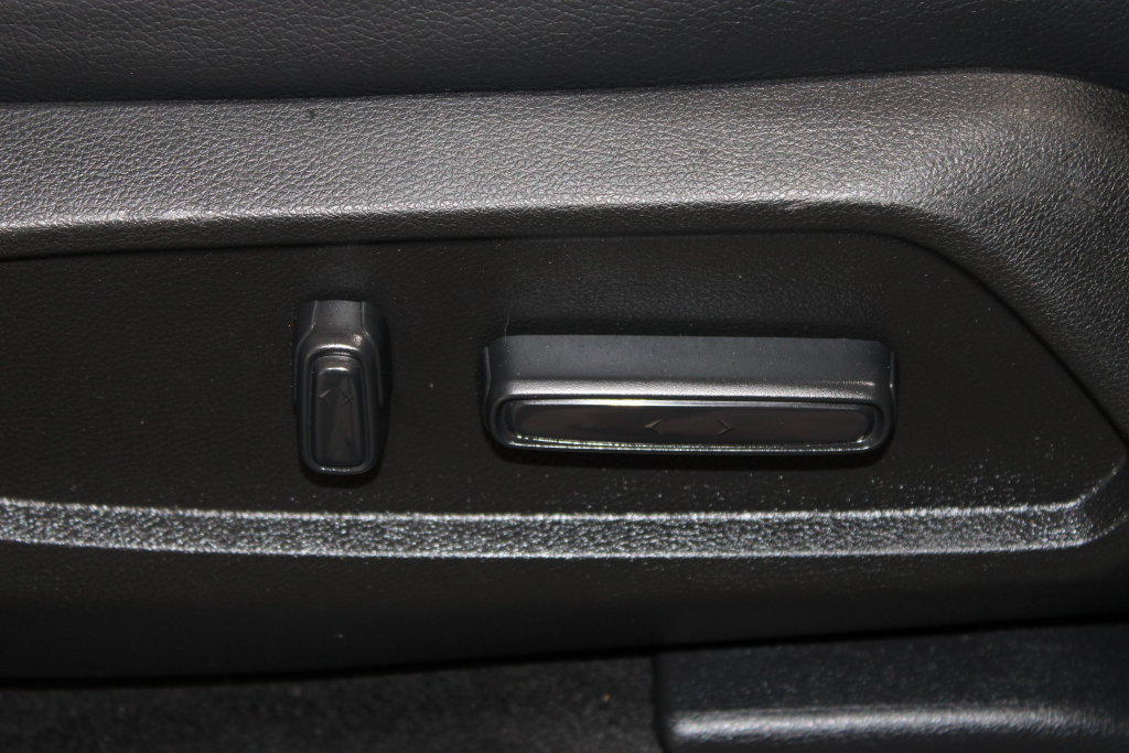 Used 2023 Honda Pilot Touring image 27