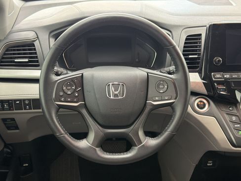 Used 2023 Honda Odyssey EX-L image 11