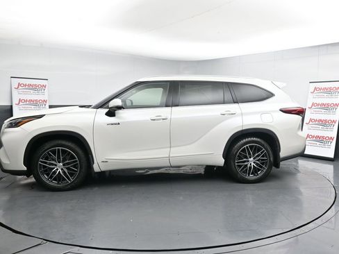 Used 2020 Toyota Highlander Limited image 5
