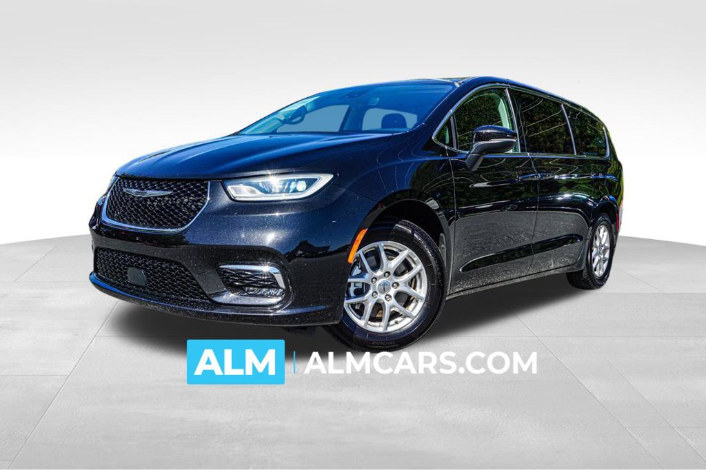 Used 2023 Chrysler Pacifica Touring-L FWD image 1