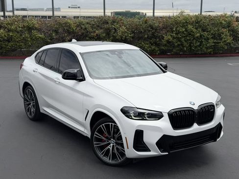 Used 2023 BMW X4 M40i w/ Premium Package AWD/4WD image 2