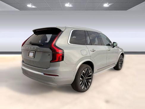 New 2026 Volvo XC90 B6 Plus w/ Protection Package Premier AWD/4WD image 9