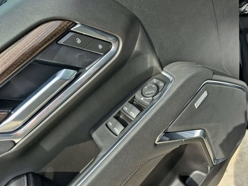 New 2026 Chevrolet Silverado 1500 LT Trail Boss w/ LT Trail Boss Premium Package AWD/4WD image 11