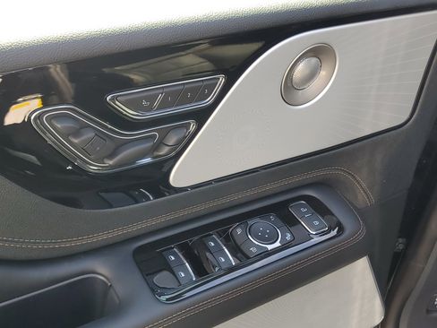 New 2026 Lincoln Aviator Black Label image 9