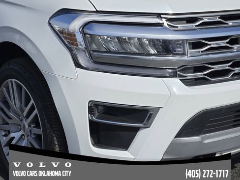 Used 2022 Ford Expedition Platinum image 7