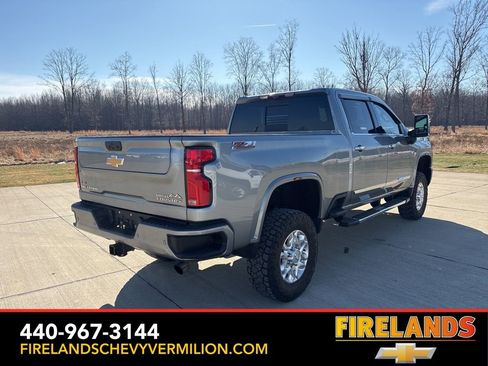 Used 2024 Chevrolet Silverado 3500 High Country w/ Technology Package image 6