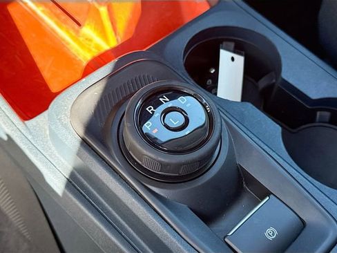 Certified 2022 Ford Maverick XLT w/ Equipment Group 300A Standard image 16