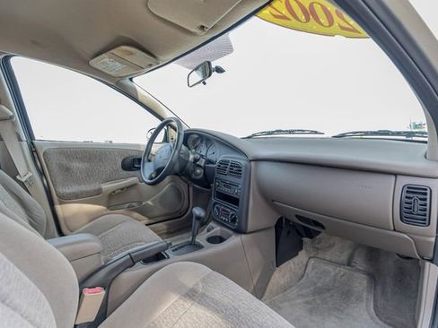 Used 2002 Saturn S-Series SL2 image 19