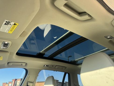 Used 2019 Volvo XC90 T6 Inscription w/ Advanced Package AWD/4WD image 12