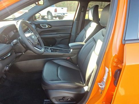 New 2026 Jeep Compass Limited AWD/4WD image 10