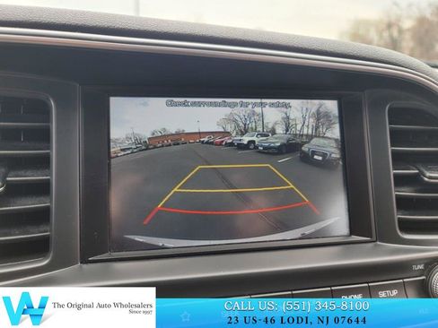 Used 2020 Hyundai Elantra SEL image 18