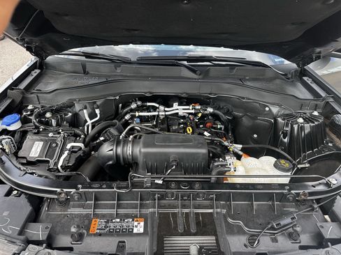 Certified 2024 Ford Explorer XLT w/ Equipment Group 202A AWD/4WD image 11