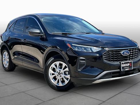 Used 2024 Ford Escape Active FWD image 3