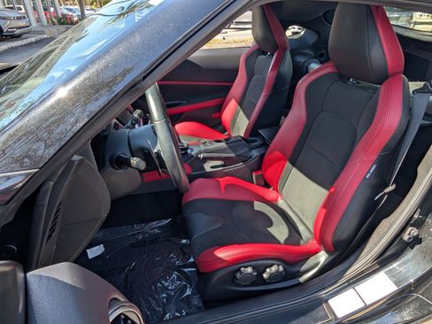 Certified 2024 Nissan Z Performance w/ Floor Mat Package RWD image 10