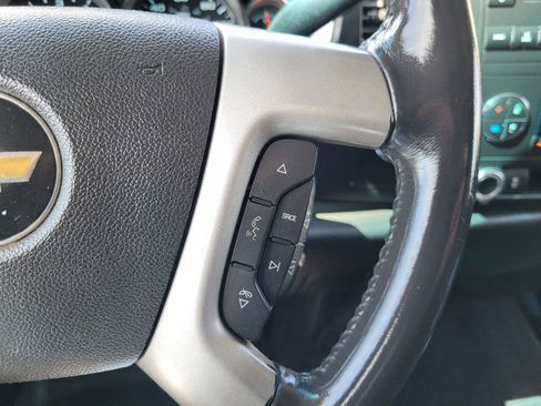 Used 2013 Chevrolet Silverado 2500 LT w/ Interior Plus Package AWD/4WD image 32