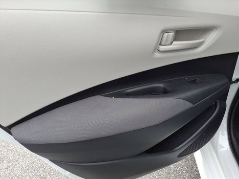 Used 2024 Toyota Corolla LE FWD image 21