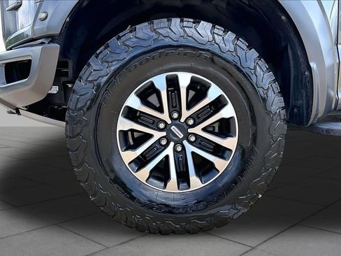 Used 2019 Ford F150 Raptor AWD/4WD image 11
