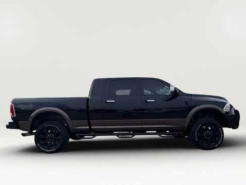 Used 2018 RAM 2500 Laramie w/ Off Road Package image 7