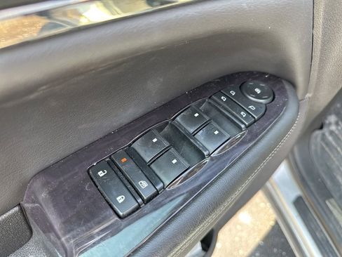 Used 2016 Buick Enclave Premium w/ Experience Buick Package image 16