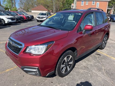 Used 2018 Subaru Forester 2.5i Premium AWD/4WD image 1