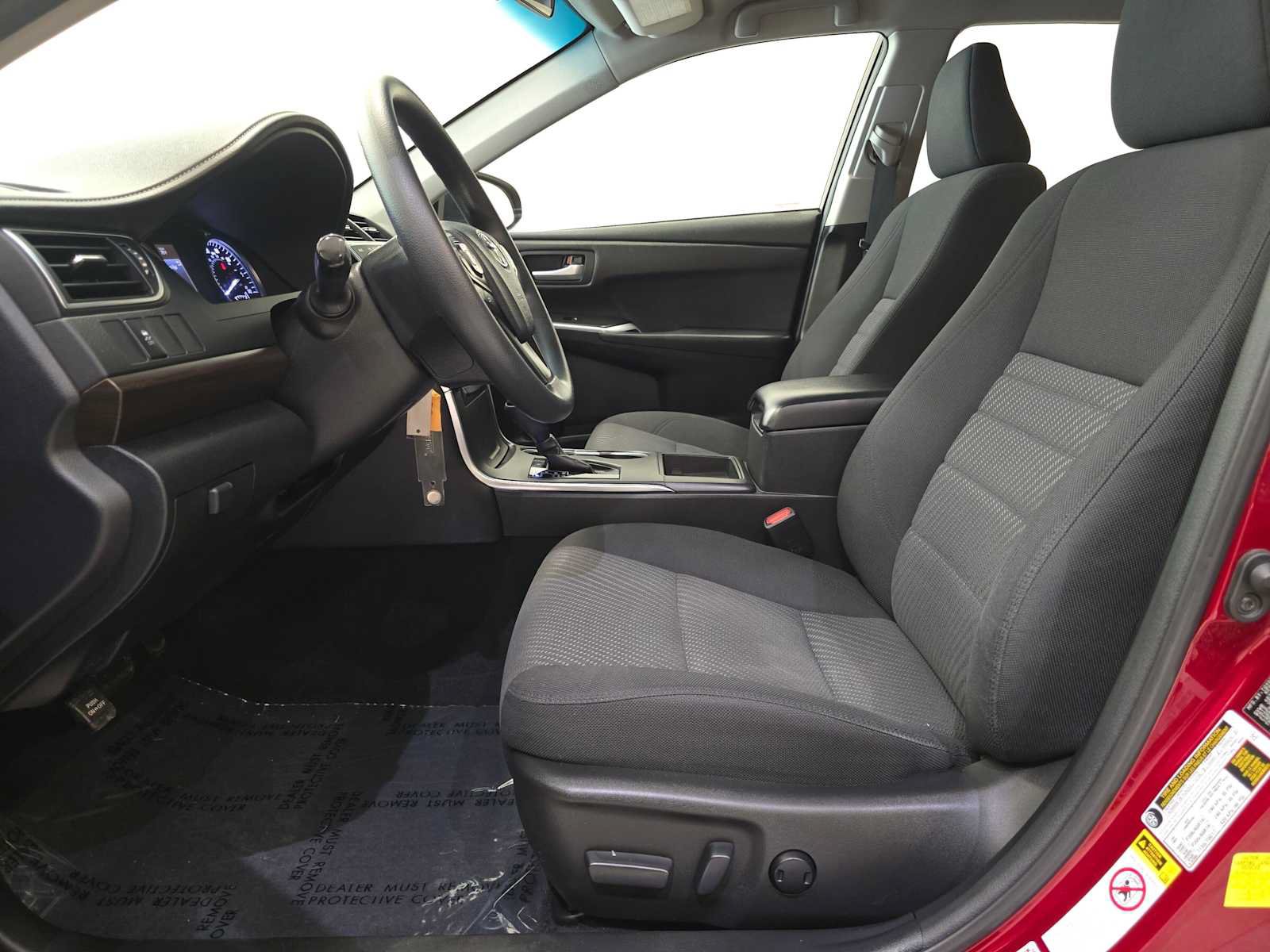 Used 2017 Toyota Camry LE FWD image 20