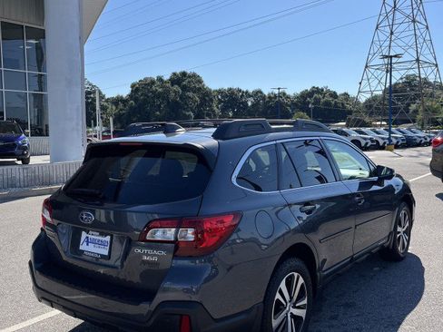 Used 2019 Subaru Outback 3.6R Limited image 3