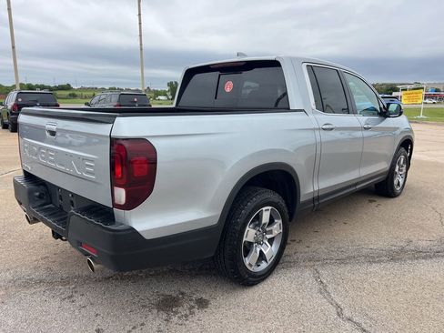 Certified 2025 Honda Ridgeline RTL image 5