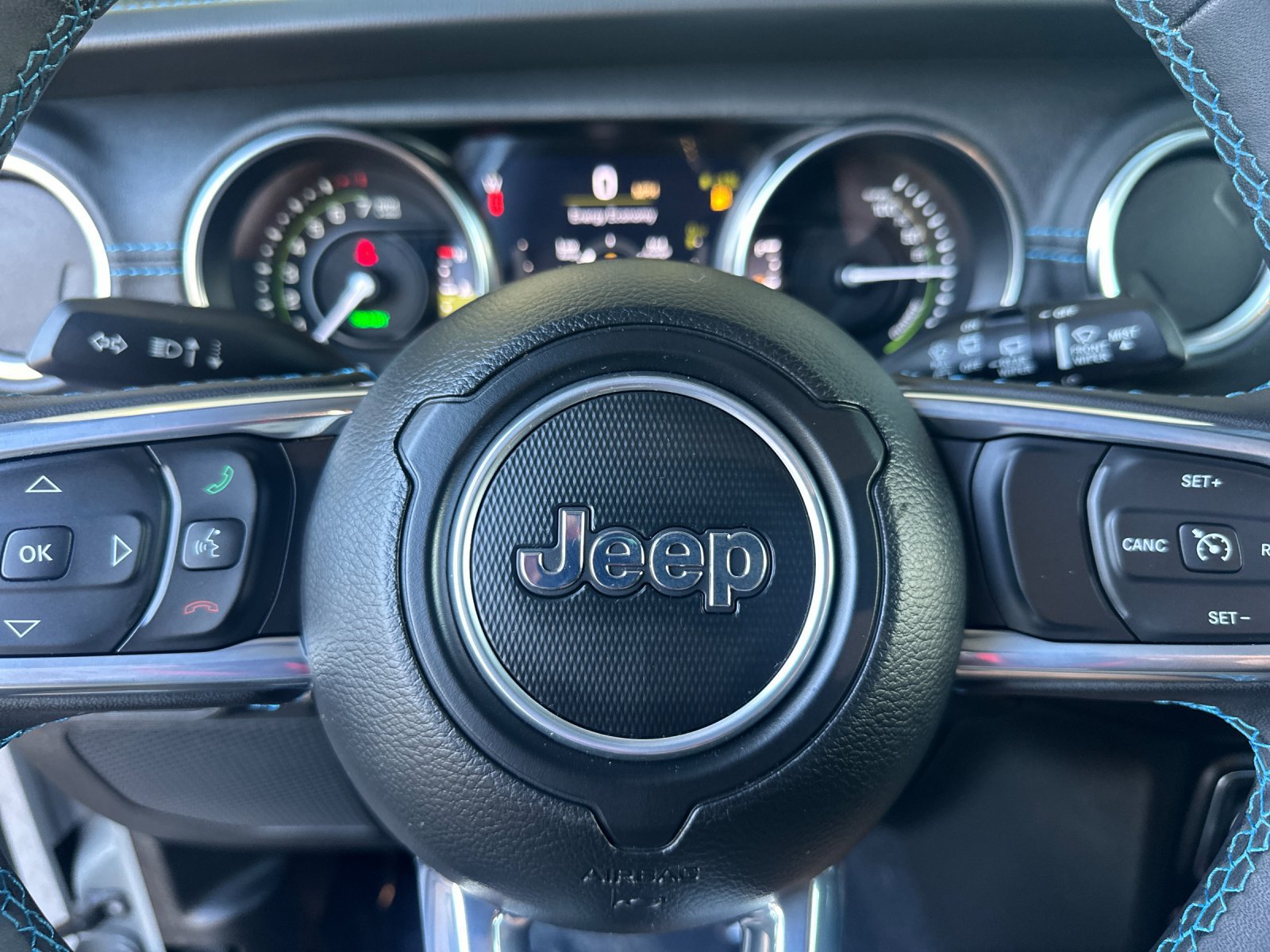 Used 2023 Jeep Wrangler Unlimited Rubicon 4xe AWD/4WD image 27
