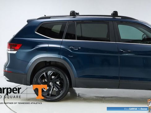 Used 2023 Volkswagen Atlas SE w/ Panoramic Sunroof Package AWD/4WD image 11