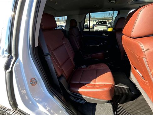 Used 2019 Chevrolet Tahoe Premier w/ Premier Plus Edition image 35