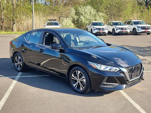 Used 2023 Nissan Sentra SV FWD image 3