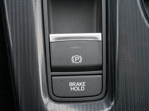 Certified 2022 Honda Civic EX image 32