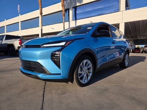 New 2027 Chevrolet Bolt LT w/ Comfort Package image 2