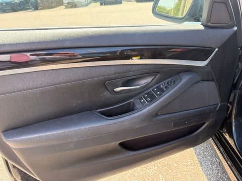 Used 2011 BMW 528i Sedan RWD image 18