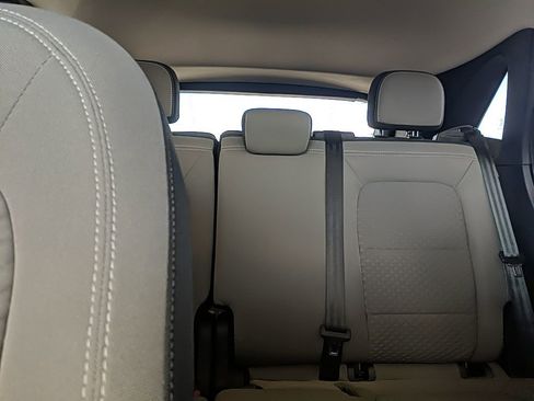 Used 2022 Ford Escape SE image 28