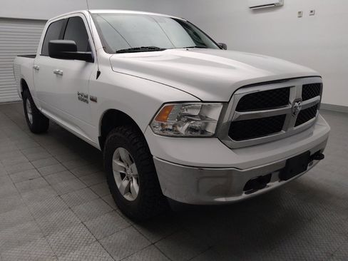 Used 2017 RAM 1500 Classic SLT AWD/4WD image 13