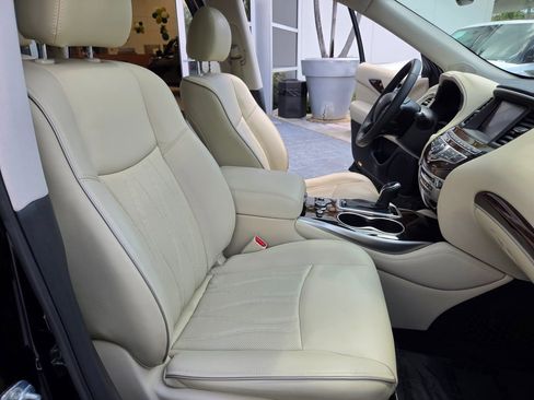 Used 2019 INFINITI QX60 Luxe w/ Sensory Package image 24