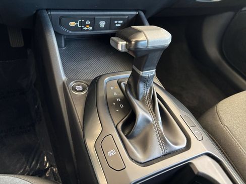 Used 2025 Kia K4 FWD image 40