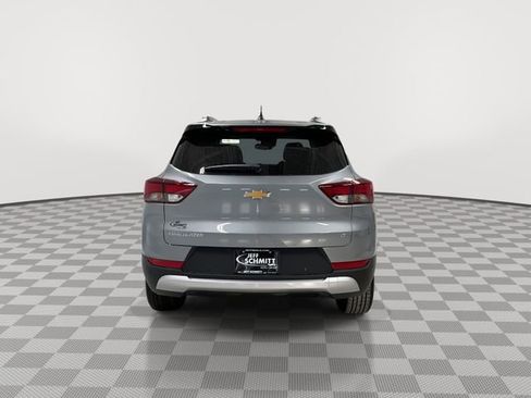 New 2026 Chevrolet TrailBlazer LT w/ Convenience Package FWD image 9