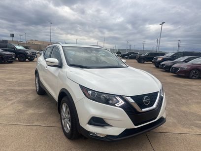 Certified 2022 Nissan Rogue Sport SV