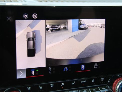 Certified 2024 GMC Canyon AT4X image 29