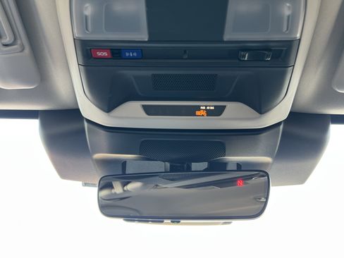 Used 2024 Subaru Crosstrek 2.5i Limited w/ Popular Package #3A image 31